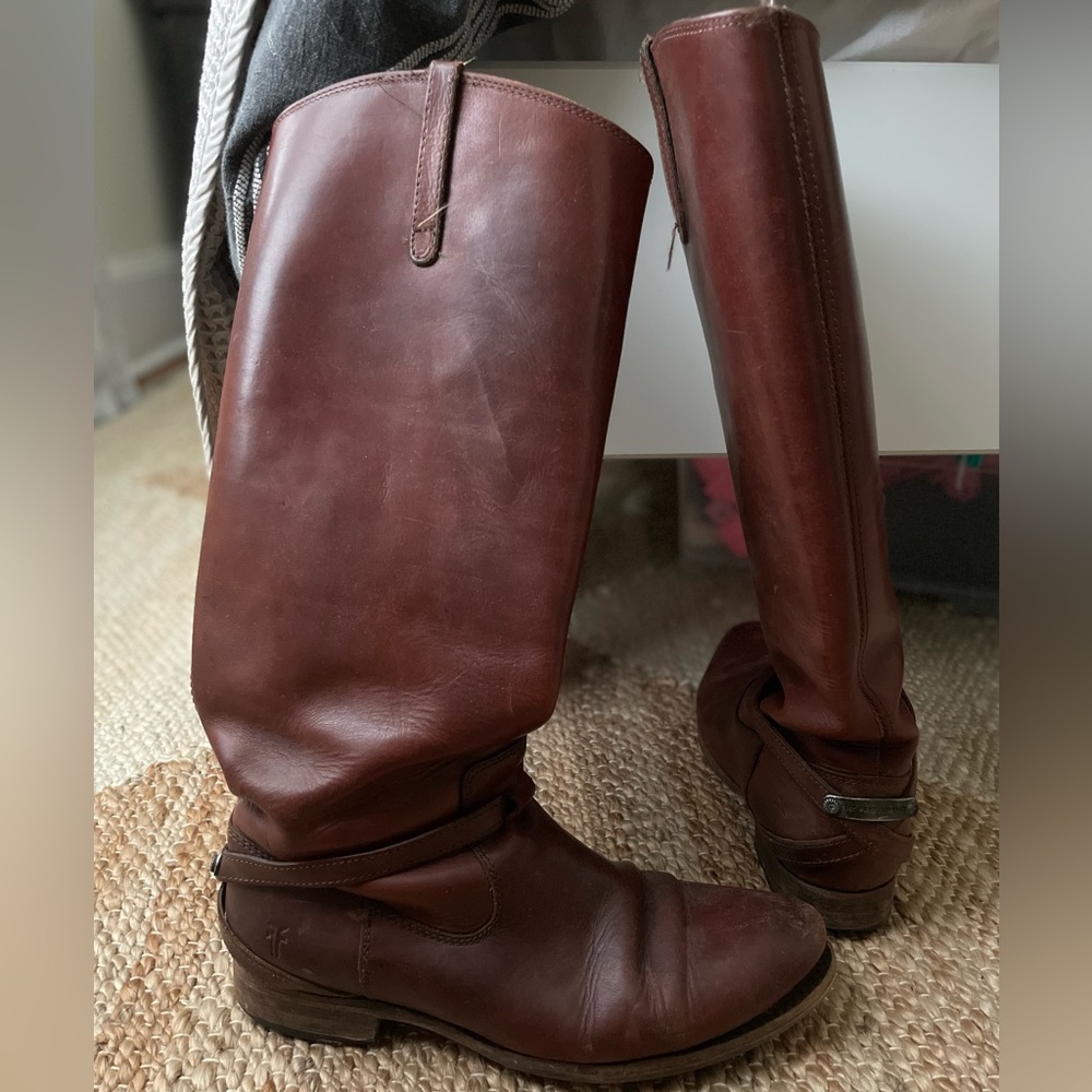 Brown Leather Frye Company Women’s Boots. Size 9.5